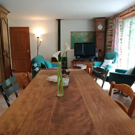 Le Pressoir De La Baie 20 Km Du Mont St Michel Holiday home *
