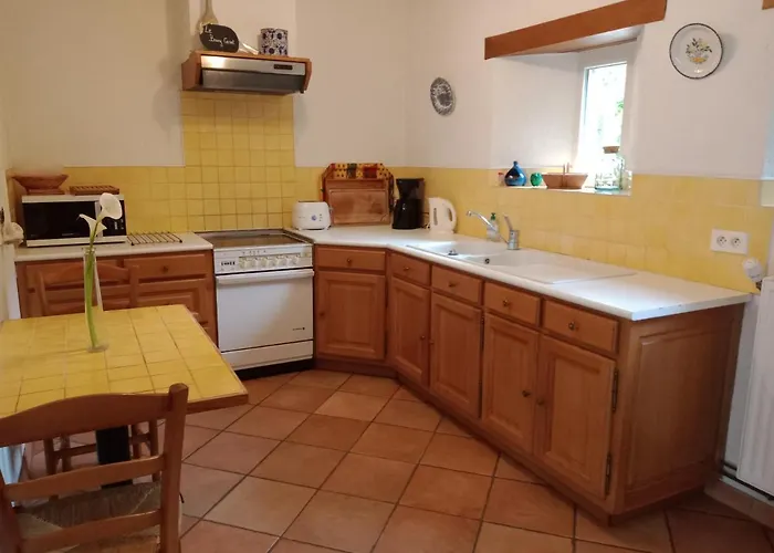 Дом отдыха Le Pressoir De La Baie 20 Km Du Mont St Michel